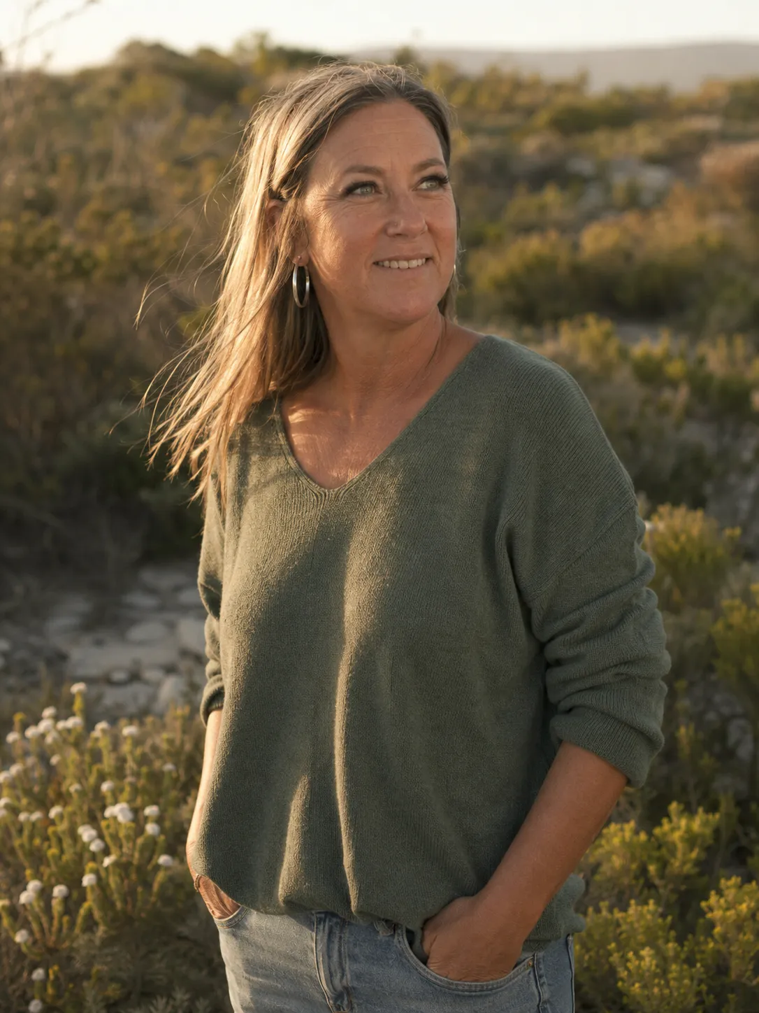 Elzáhn standing in fynbos veld in golden afternoon light